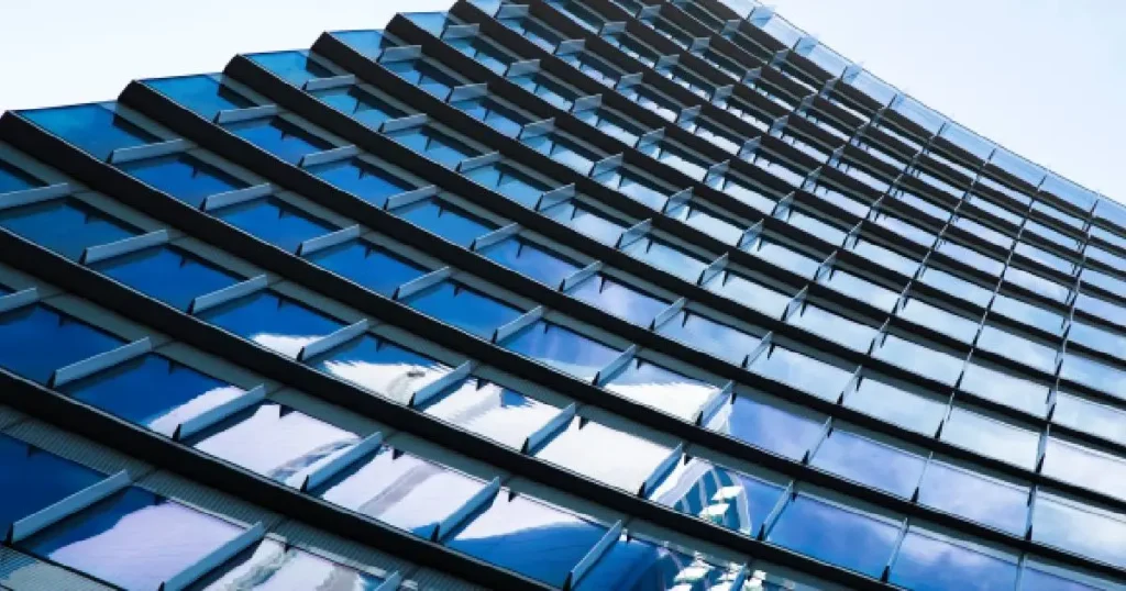 How to Choose the Right Commercial Window Tinting Service for Your Building?