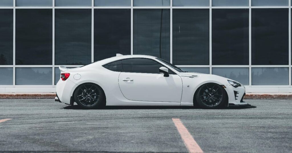 Top Reasons to Invest in Professional Car Window Tinting Auckland